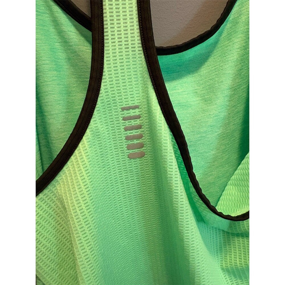 Under Armour HeatGear Tank Top Womens M Green Racerback Athletic - Picture 4 of 8